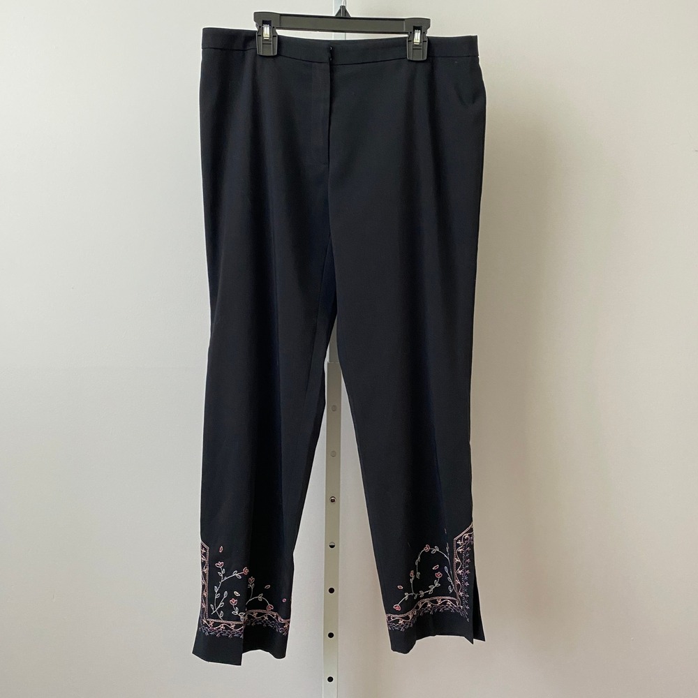 BCBG Max Azria Office Siren Quirky Floral Embroidered Ankle Dress Pants 8 Black